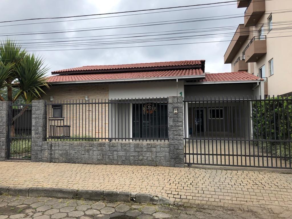 Casa à venda  no Boa Vista - Joinville, SC. Imóveis