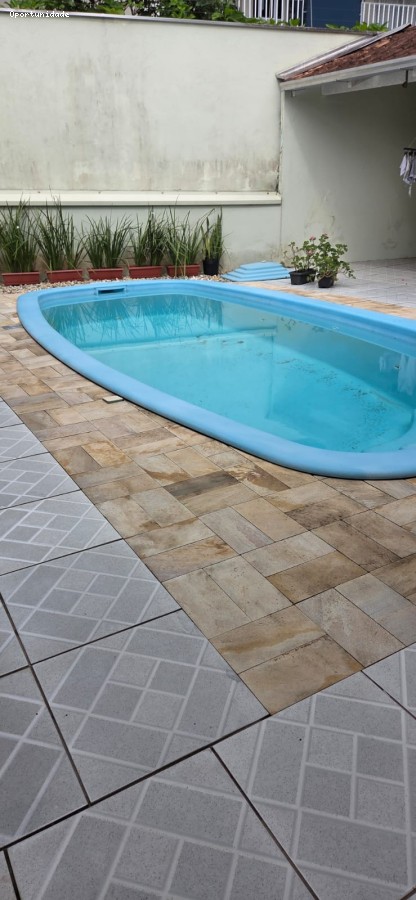 Casa com 3 Dormitórios à venda, 250 m² por R$ 1.350.000,00 Casa com 3 Dormitórios à venda, 250 m² por R$ 1.350.000,00