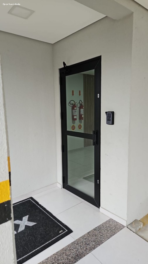 Apartamento com 2 Dormitórios à venda, 73 m² por R$ 379.000,00 Apartamento com 2 Dormitórios à venda, 73 m² por R$ 379.000,00