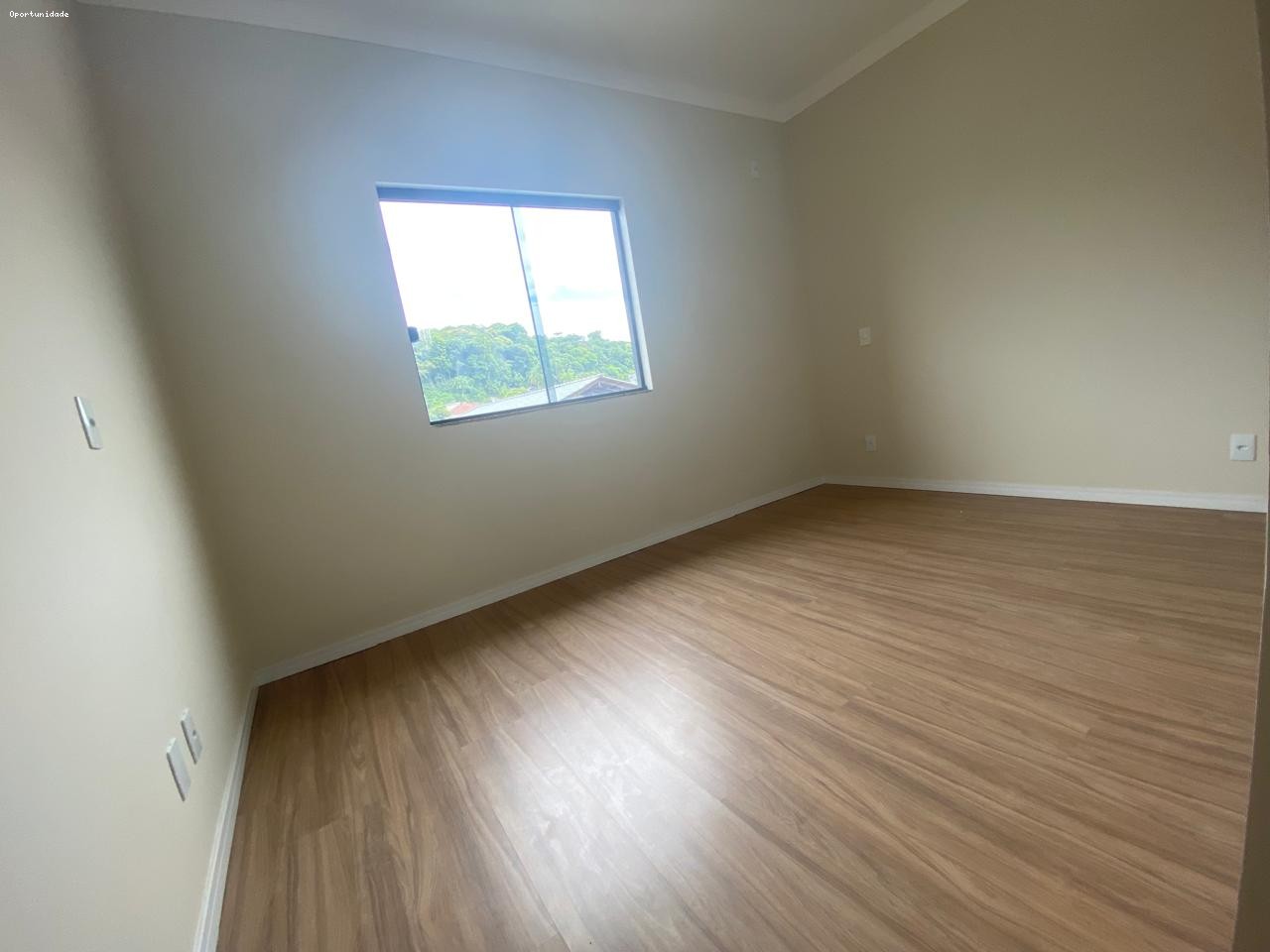 Casa com 3 Dormitórios à venda, 128 m² por R$ 750.000,00 Casa com 3 Dormitórios à venda, 128 m² por R$ 750.000,00