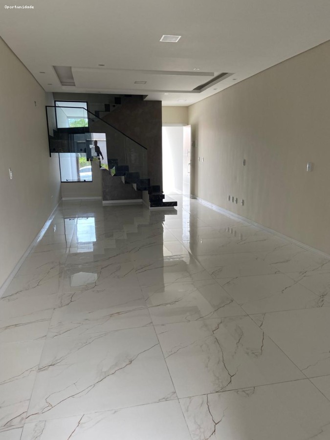 Casa com 3 Dormitórios à venda, 128 m² por R$ 750.000,00 Casa com 3 Dormitórios à venda, 128 m² por R$ 750.000,00