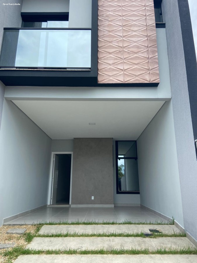 Casa com 3 Dormitórios à venda, 128 m² por R$ 750.000,00 Casa com 3 Dormitórios à venda, 128 m² por R$ 750.000,00