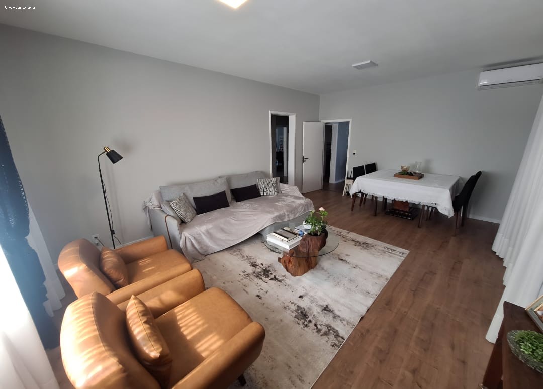 Casa com 3 Dormitórios à venda, 141 m² por R$ 949.000,00 Casa com 3 Dormitórios à venda, 141 m² por R$ 949.000,00