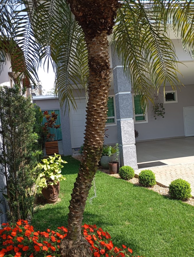 Casa com 3 Dormitórios à venda, 160 m² por R$ 1.000.000,00 Casa com 3 Dormitórios à venda, 160 m² por R$ 1.000.000,00