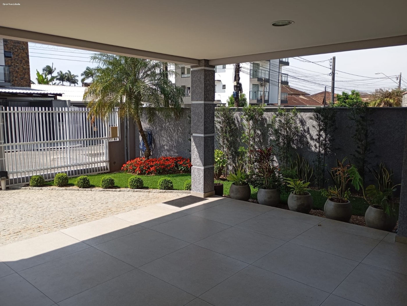 Casa com 3 Dormitórios à venda, 160 m² por R$ 1.000.000,00 Casa com 3 Dormitórios à venda, 160 m² por R$ 1.000.000,00