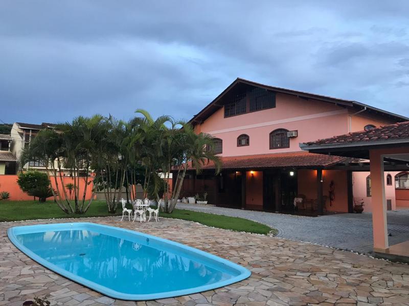 Casa à venda  no Boa Vista - Joinville, SC. Imóveis