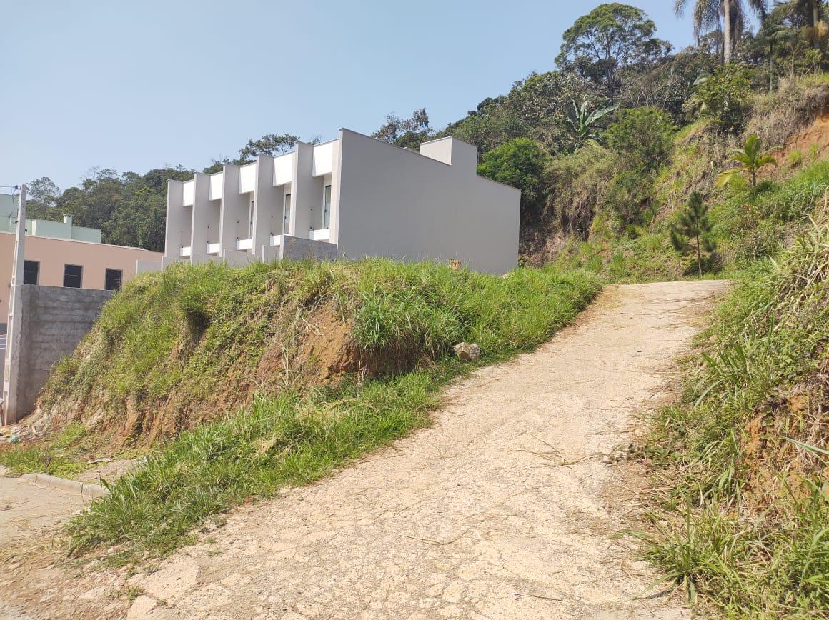 Terreno/Lote à venda  no Guanabara - Joinville, SC. Imóveis