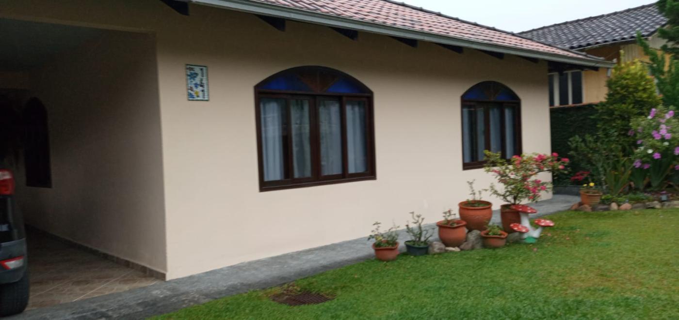 Casa à venda  no Nova Brasília - Joinville, SC. Imóveis