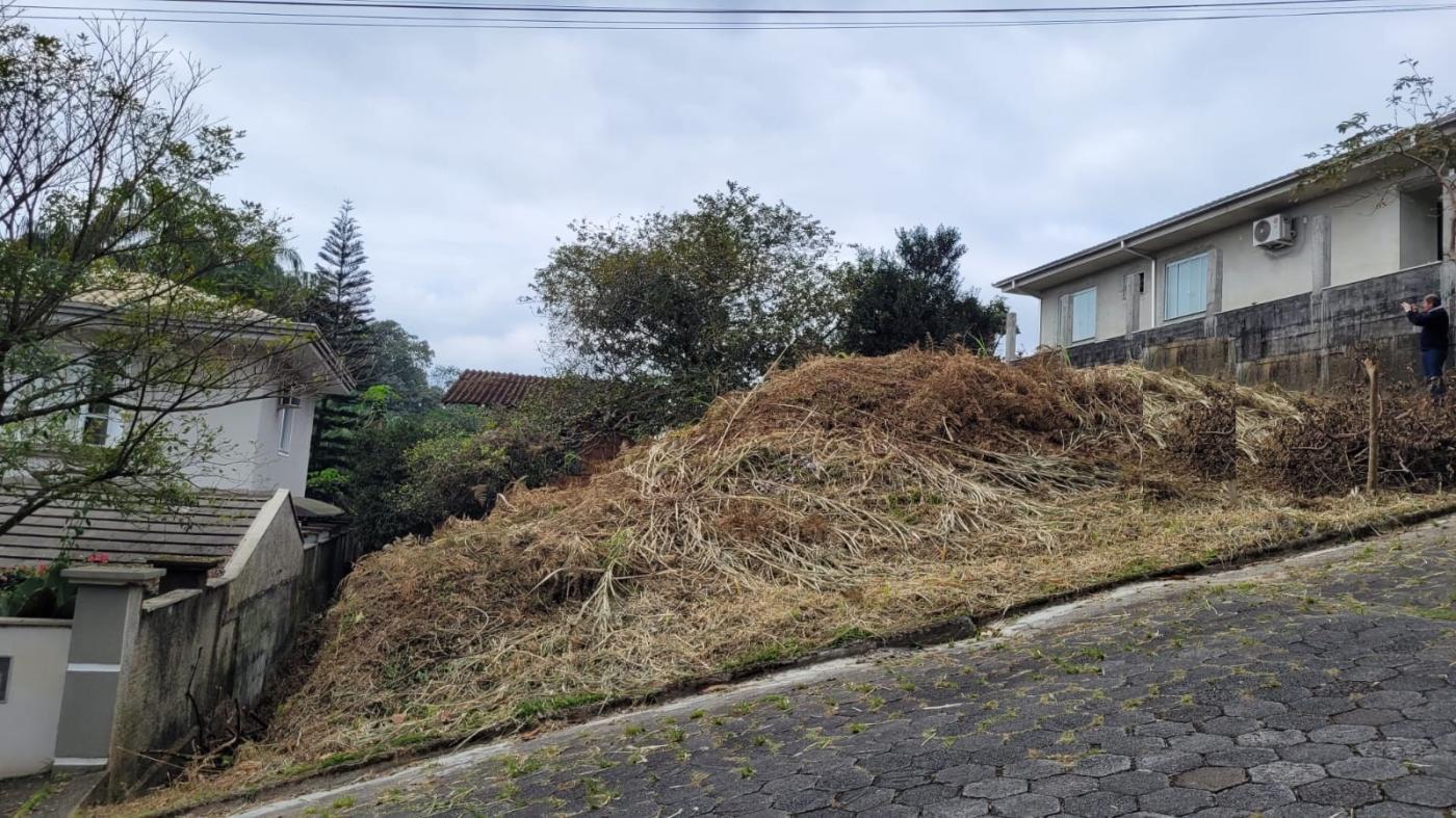 Terreno/Lote à venda  no Costa e Silva - Joinville, SC. Imóveis