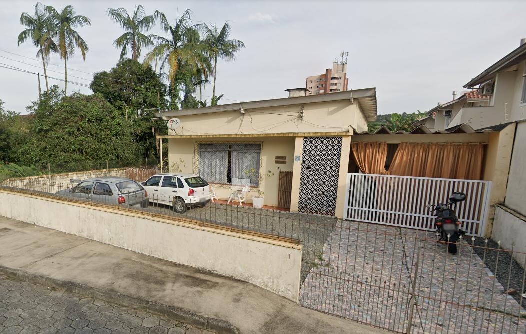 Terreno/Lote à venda  no América - Joinville, SC. Imóveis