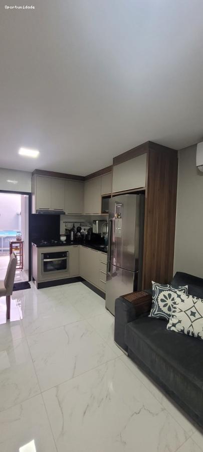 Casa à venda  no Guanabara - Joinville, SC. Imóveis