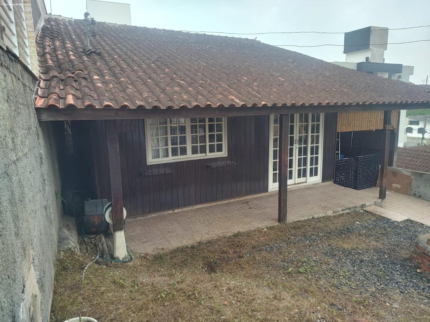 Casa à venda  no Costa e Silva - Joinville, SC. Imóveis